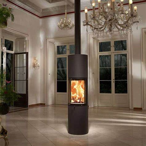 Austroflamm Stila 2.0 Kaminofen mit hoher Glastür – 1695 mm hoch, 5 kW, schlankes Design