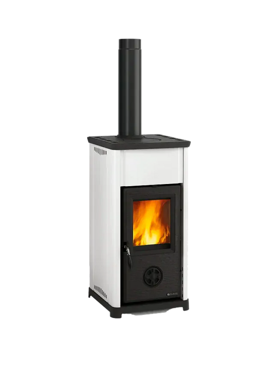 Frontansicht des La Nordica Kaminofens Tea.16 in Weiß mit Sichtscheibe